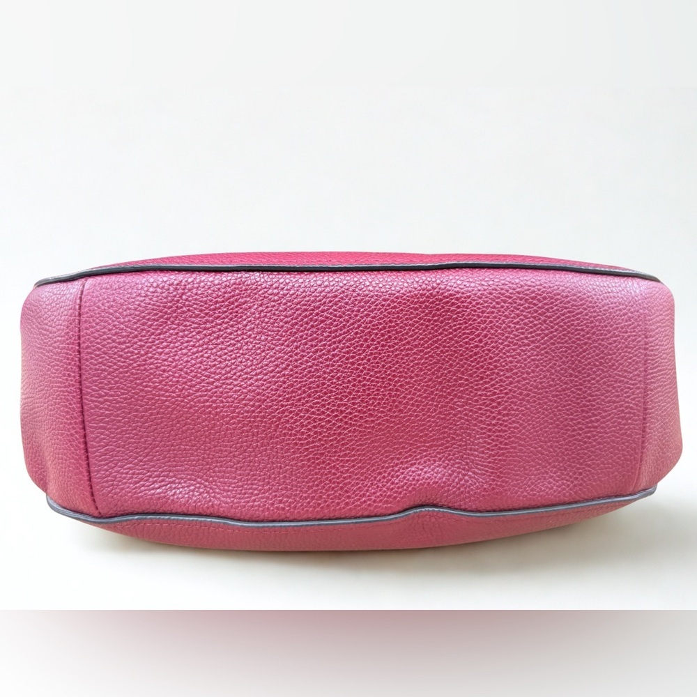 Coach Chelsea Hobo 32 in Cherry Pebble Leather – Pre-❤️ in EUC - Picture 6 of 12